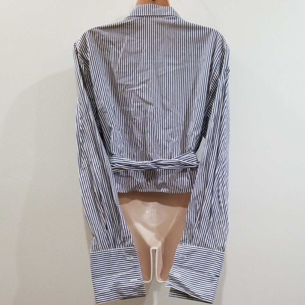 🕺💃Hp🕺💃Neiman Marcus pinstriped wrap top - Picture 6 of 8